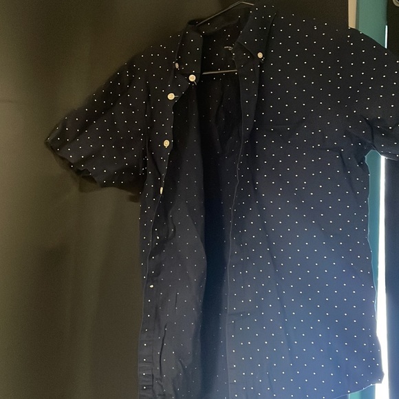 Shirts - Picture 4 of 6